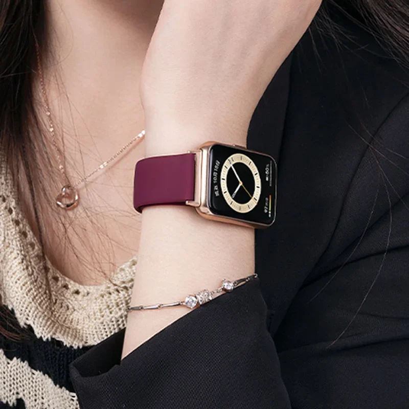 حزام رياضي لساعة Huawei Watch  - مراجعة Tag Watches Smartwatch وسعره