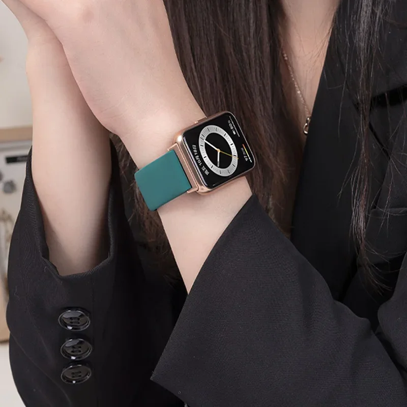 حزام رياضي لساعة Huawei Watch  - مراجعة Tag Watches Smartwatch وسعره